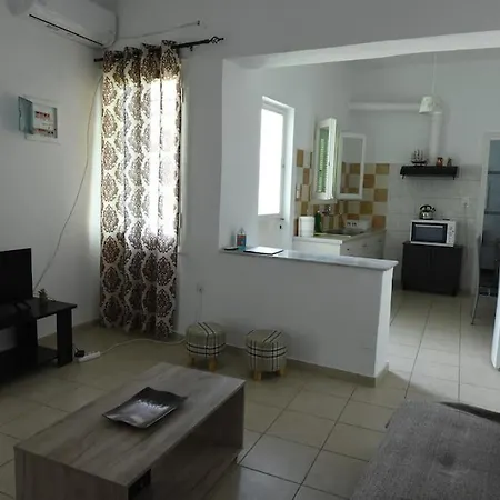 Hermes Apartment-2 Appartement *